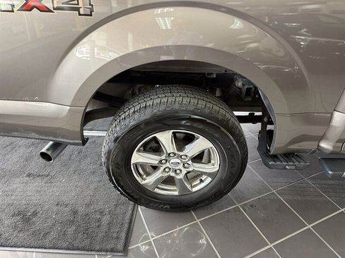 Used 2020 Ford F150 XLT w/ Equipment Group 302A Luxury AWD/4WD image 22