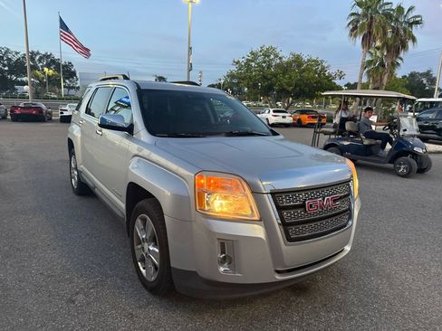 Used 2015 GMC Terrain SLT w/ Chrome Edition FWD image 3