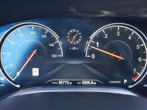 Used 2017 BMW 740i image 40