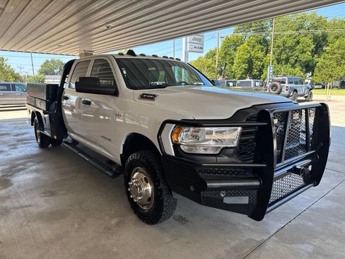 Used 2022 RAM 3500 Tradesman w/ Electrical Accessory Group AWD/4WD image 3