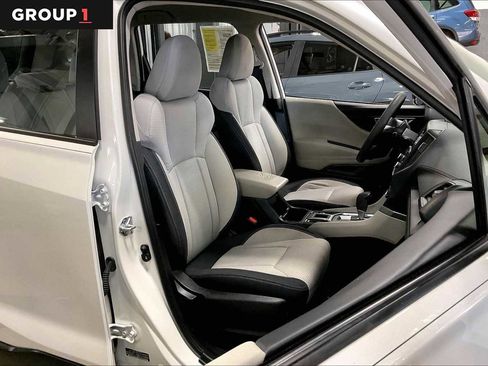 Certified 2023 Subaru Forester AWD/4WD image 9