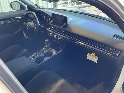 Certified 2025 Honda Civic Sport image 19