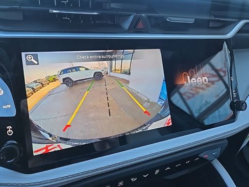 New 2026 Jeep Cherokee Limited AWD/4WD image 56