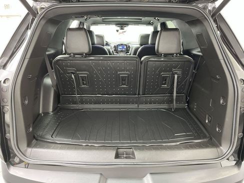 Certified 2023 Chevrolet Traverse LT w/ LT Premium Package AWD/4WD image 34