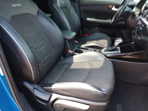 Used 2023 Kia Forte GT-Line w/ GT-Line Premium Package image 15