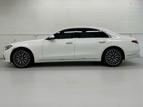 Used 2024 Mercedes-Benz S 580 4MATIC Sedan image 3