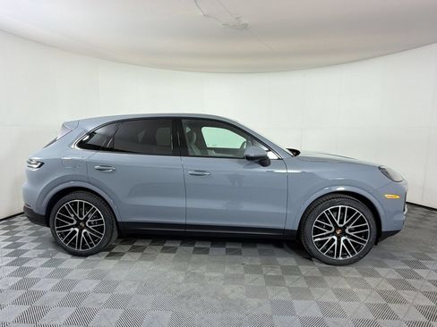 Used 2026 Porsche Cayenne AWD/4WD image 9