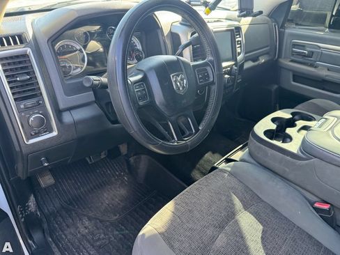 Used 2014 RAM 2500 SLT w/ Luxury Group AWD/4WD image 7