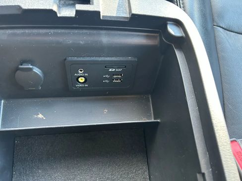 Used 2020 Nissan Pathfinder SL image 15