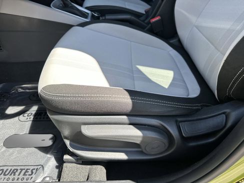 Certified 2023 Hyundai Venue SEL image 18