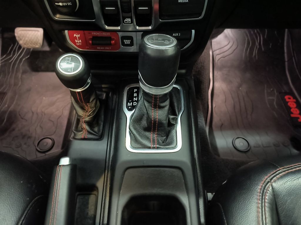 Used 2019 Jeep Wrangler Unlimited Rubicon AWD/4WD image 14