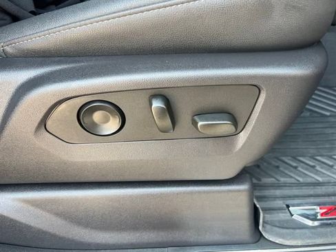 Certified 2024 Chevrolet Silverado 1500 LTZ image 18