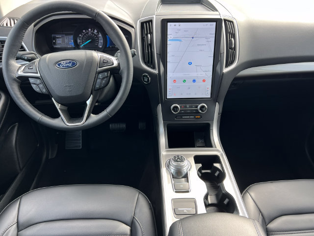 Certified 2024 Ford Edge SEL w/ Convenience Package AWD/4WD image 3