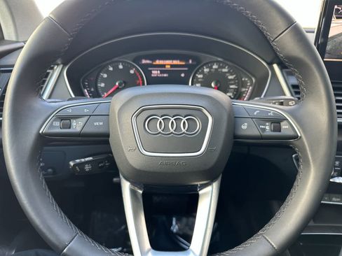 Used 2023 Audi Q5 2.0T Premium w/ Convenience Package AWD/4WD image 23