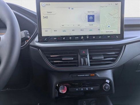 New 2025 Ford Escape SE image 14