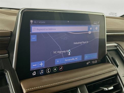 Used 2021 Chevrolet Tahoe High Country w/ Premium Package image 19