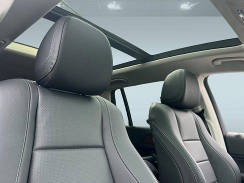 New 2026 Mercedes-Benz GLS 450 4MATIC image 24