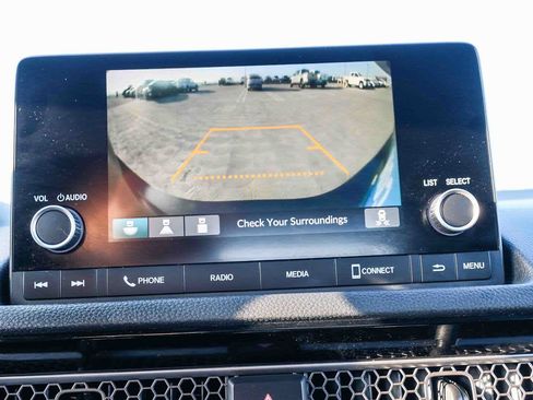 Used 2025 Honda Civic Sport image 25