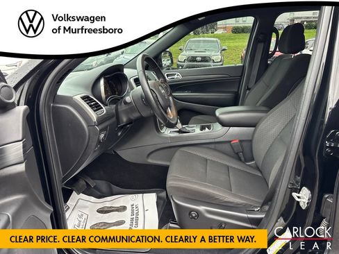 Used 2020 Jeep Grand Cherokee Laredo AWD/4WD image 15