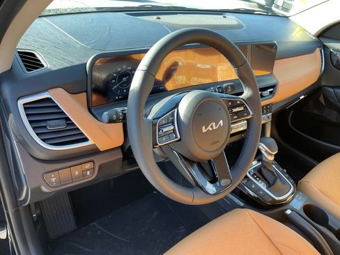 New 2026 Kia Seltos EX w/ EX Sunroof Package AWD/4WD image 9