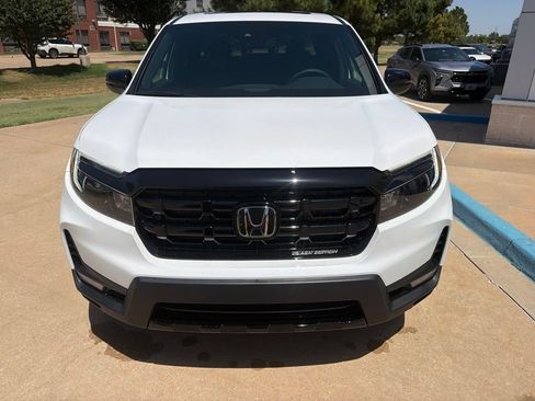 New 2026 Honda Ridgeline Black Edition image 3