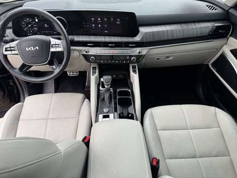 Used 2024 Kia Telluride SX image 2