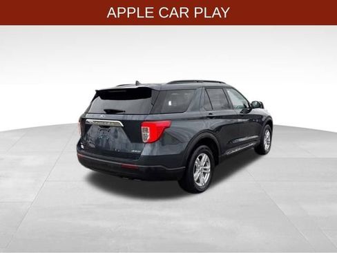 Used 2022 Ford Explorer XLT image 7