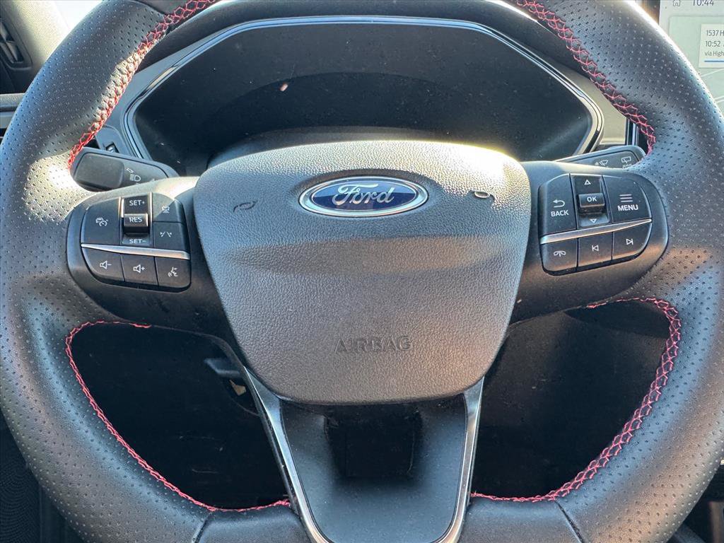 Used 2024 Ford Escape ST-Line w/ Tech Pack #1 FWD image 17