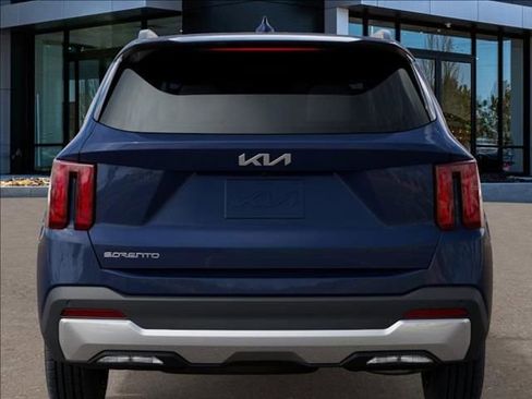 New 2026 Kia Sorento S w/ S Panoramic Sunroof Package image 13