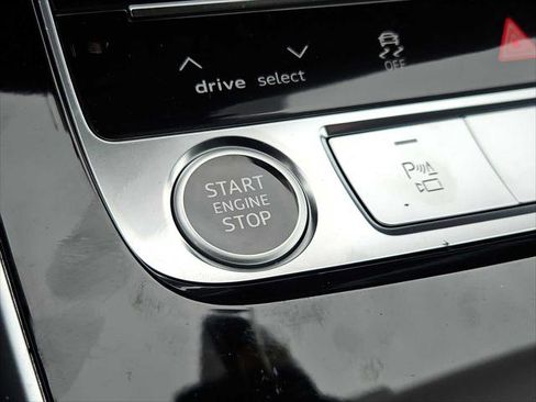 New 2026 Audi Q8 Premium Plus AWD/4WD image 18