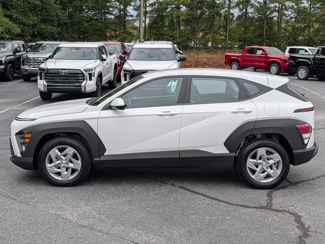 Used 2025 Hyundai Kona SE FWD image 4