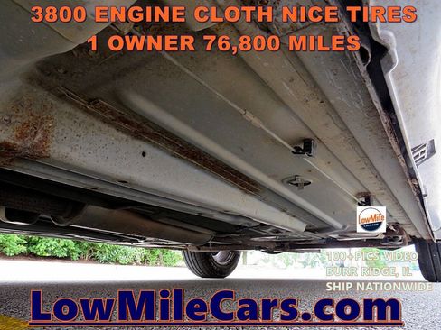 Used 2005 Pontiac Bonneville SE FWD image 5