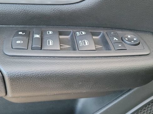 Used 2023 RAM 1500 Big Horn RWD image 34