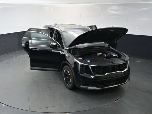Certified 2024 Kia Sorento S AWD/4WD image 17