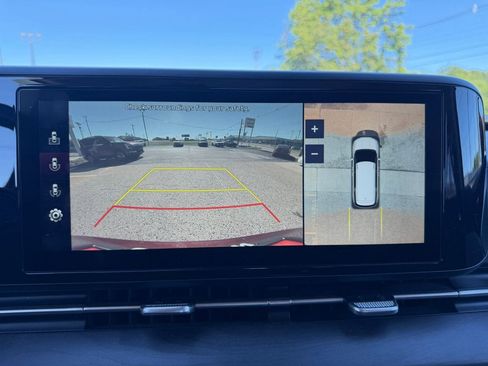Used 2022 Kia Carnival SX FWD image 29