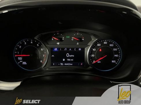 Used 2023 Chevrolet Traverse LT FWD image 10
