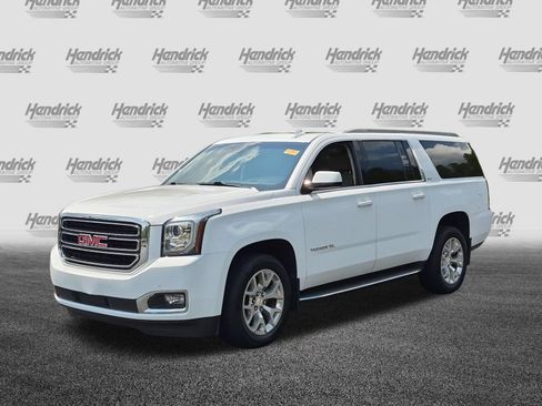 Used 2019 GMC Yukon XL SLT w/ Open Road Package AWD/4WD image 5