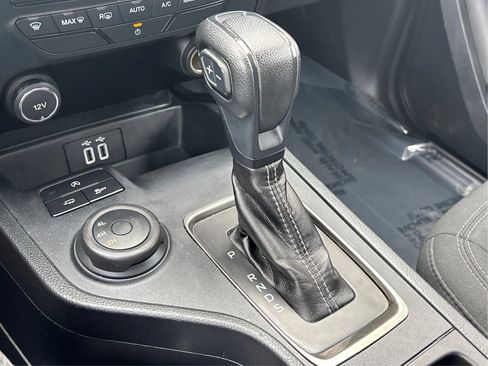 Used 2020 Ford Ranger XLT image 42