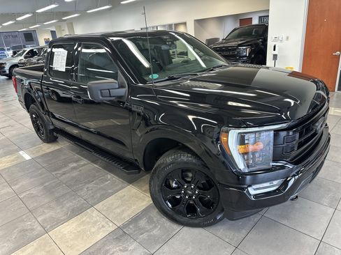 Used 2022 Ford F150 XLT w/ Equipment Group 302A High image 14