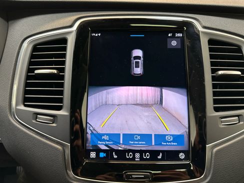 Used 2023 Volvo XC90 B5 Core w/ Protection Package image 16