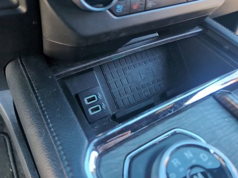 Used 2018 Ford Expedition Limited w/ Equipment Group 302A image 25