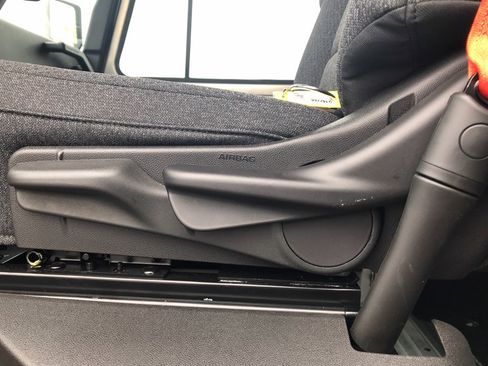 Used 2024 Chevrolet Brightdrop 600 w/ Commercial Equipment Package image 15