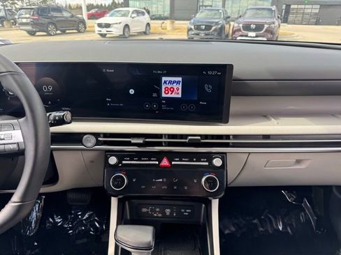 Used 2025 Hyundai Tucson SEL image 2