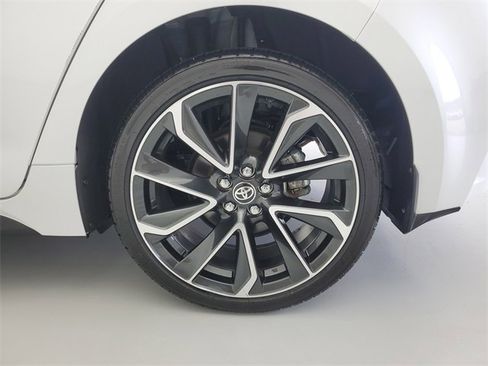 Used 2022 Toyota Corolla XSE image 12