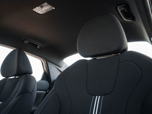 New 2026 Hyundai Elantra Sport FWD image 17
