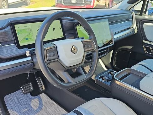 Used 2022 Rivian R1T Adventure AWD/4WD image 11