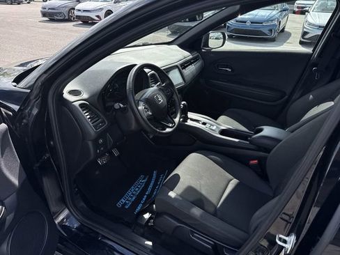 Used 2022 Honda HR-V Sport image 10