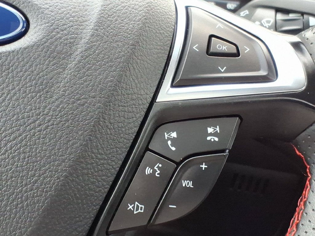 Used 2024 Ford Edge SEL AWD/4WD image 23