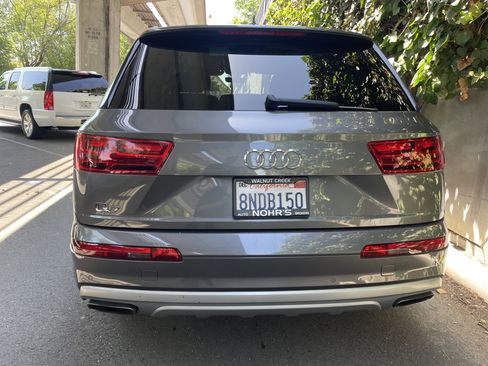 Used 2019 Audi Q7 2.0T Premium w/ Convenience Package AWD/4WD image 9