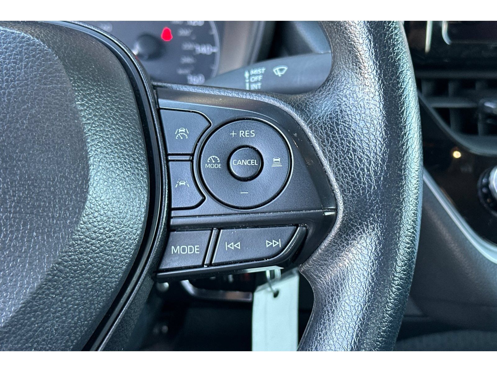Certified 2024 Toyota Corolla LE FWD image 25